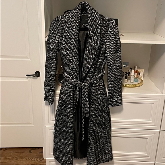 New Look Herringbone Faux Fur Trim Belted Coat - Picture 7 of 12